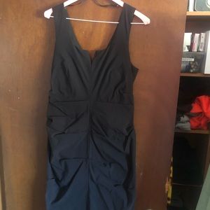 Black, Le Chateau, Size Medium